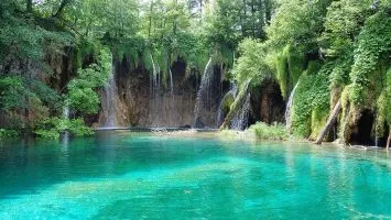 Amazing colours of Plitvice lakes