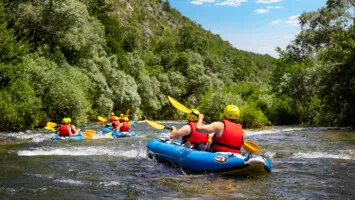 RIver kayaking on Cetina river